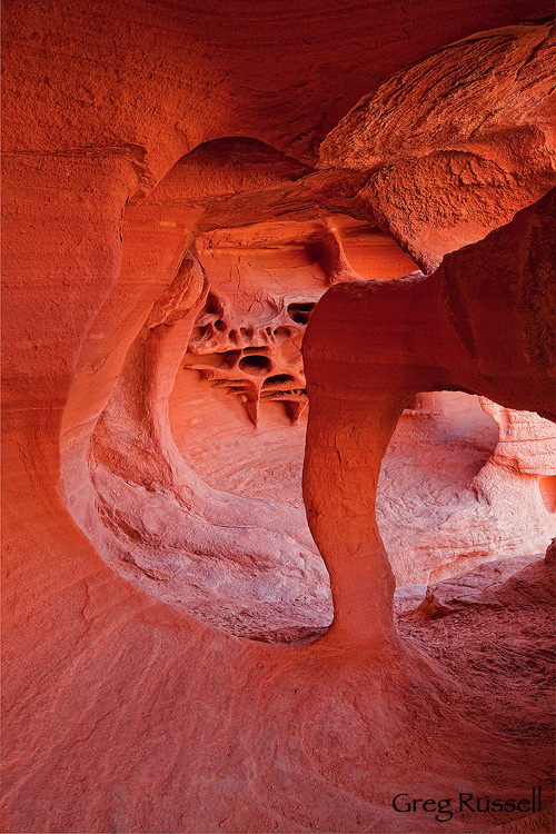 Windstone Arch, a hidden arch inside a cave in Nevada's Valley of Fire State Park