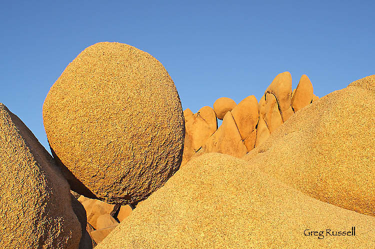 joshua tree; joshua tree national park;  jumbo rocks